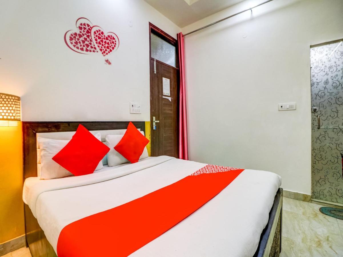 Oyo 74060 Taj Residency New Delhi